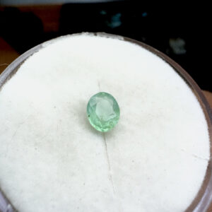 Esmeralda Facetada - Oval - 7x5 mm