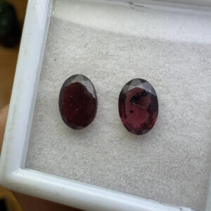 Granada Natural Facetada - Oval - 7x5 mm - Calibrada