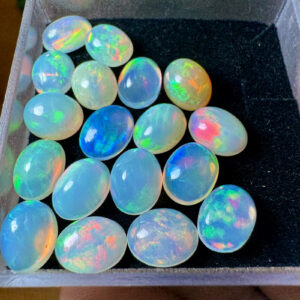 Opala Natural Cabochão - Oval - 9x7 mm - Calibrada