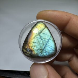 Labradorita - Cabochão M -  Triangulo - 28x25