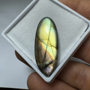 Labradorita - Cabochão G - Oval - 35x15