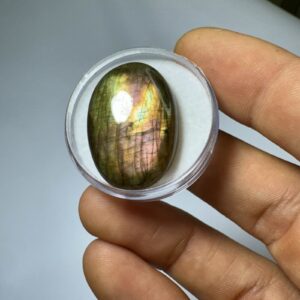 Labradorita Roxa - Cabochão - Oval - 28x20