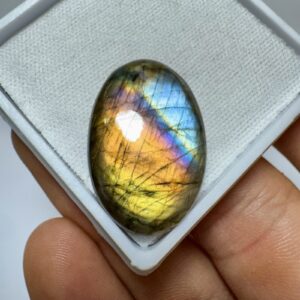 Labradorita Roxa - Cabochão - Oval - 26x18